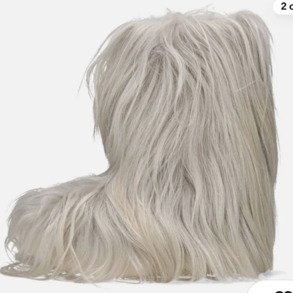 New: Vintage 90’s Yeti Goat Hair and Wool Boots. Size 41